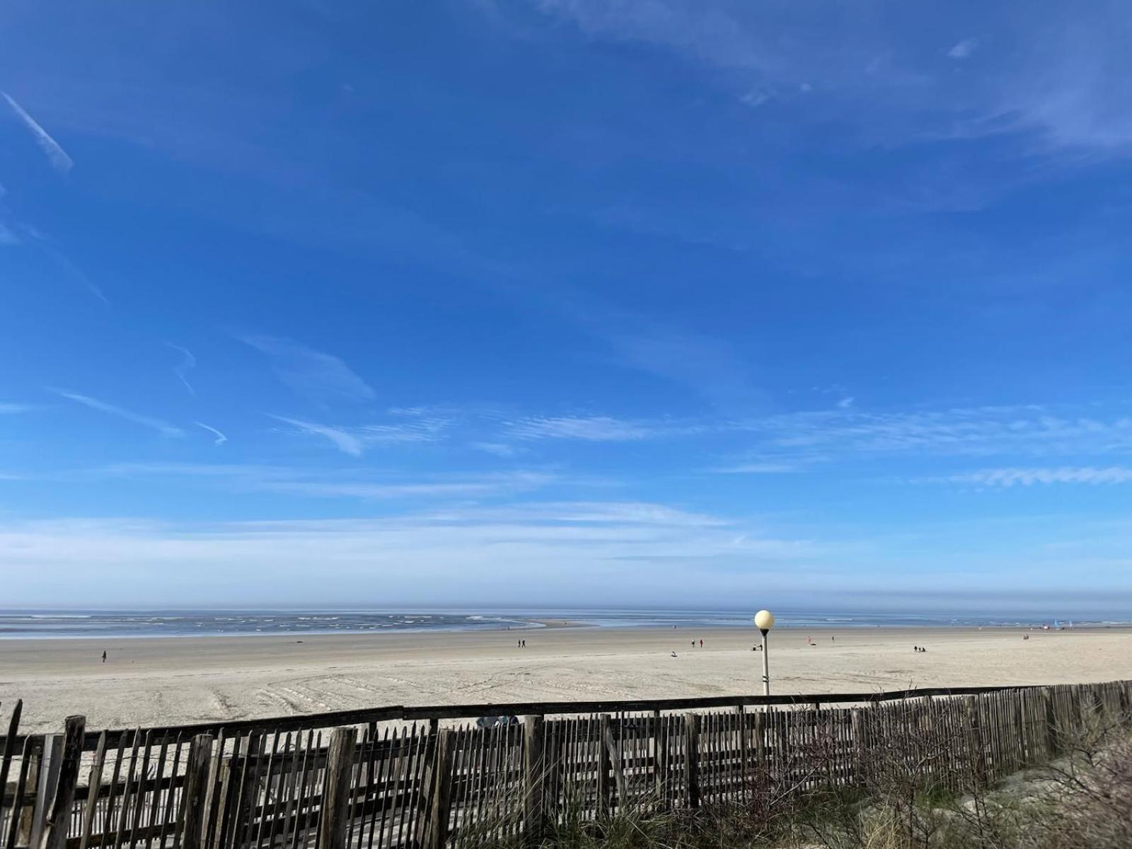 L'Alteia - L'Appartement Les Pieds Dans L'Eau Avec Place De Parking Prive Et Acces Direct A La Plage Berck Eksteriør billede